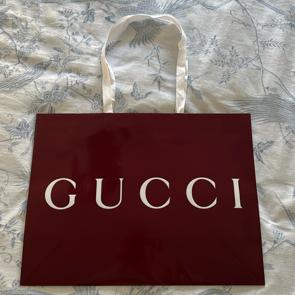 Gucci F24 shopping bag *as new*